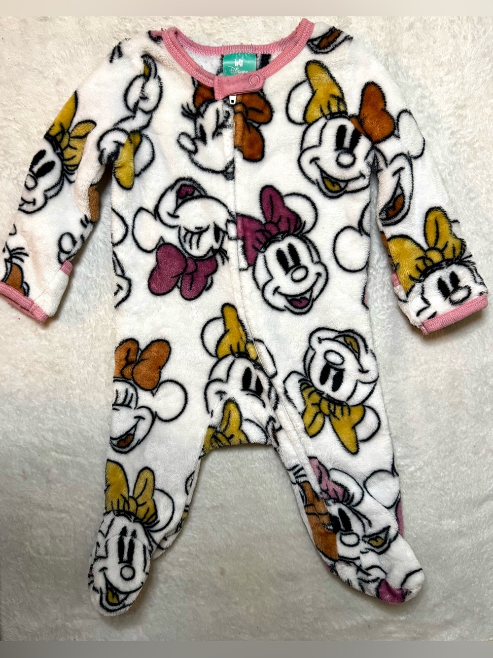 Disney Baby 0-3 months Girls' Minnie Mouse Plush One-Piece with front zipper